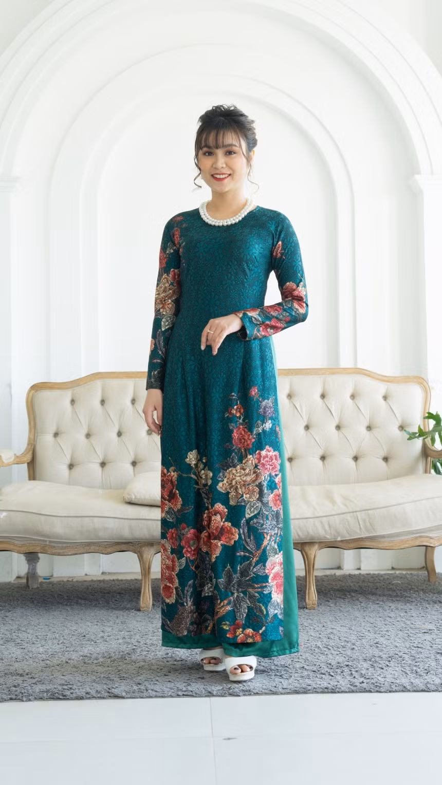 Lybee – ngôi sao mới của làng thời trang quý bà ảnh 4