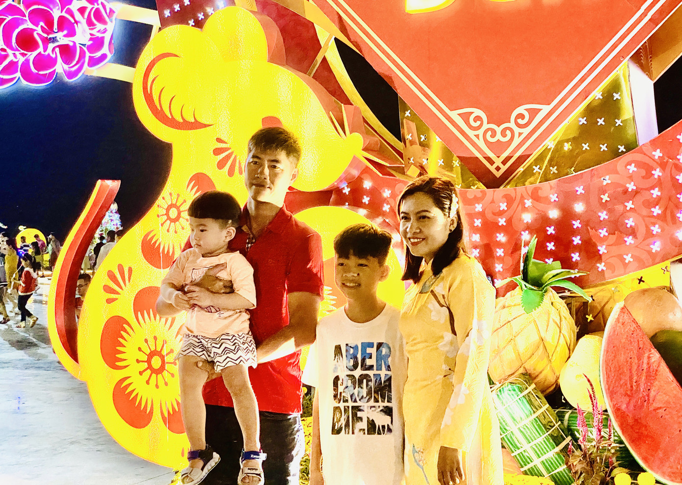 Tận mắt thấy gia đình chuột ở khu lấn biển lớn nhất Việt Nam ảnh 4