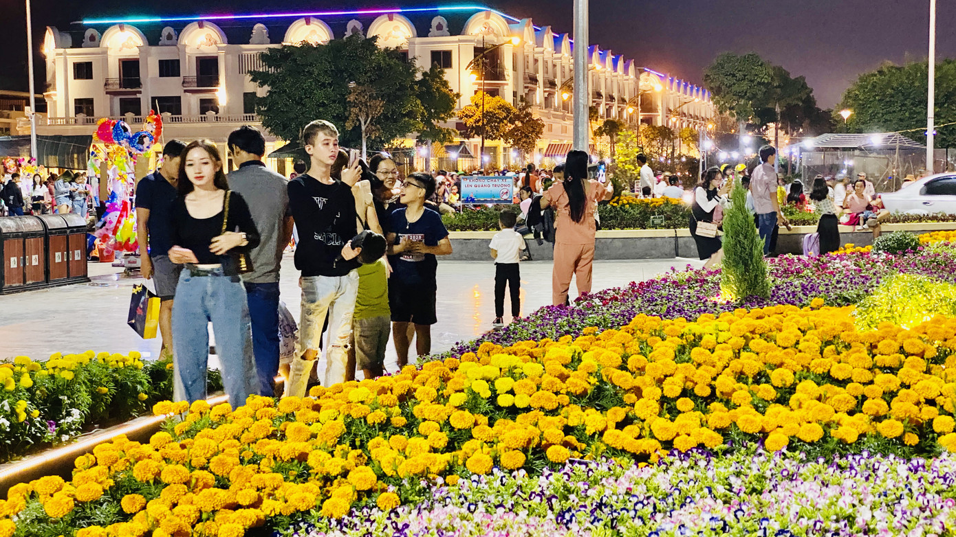 Tận mắt thấy gia đình chuột ở khu lấn biển lớn nhất Việt Nam ảnh 9