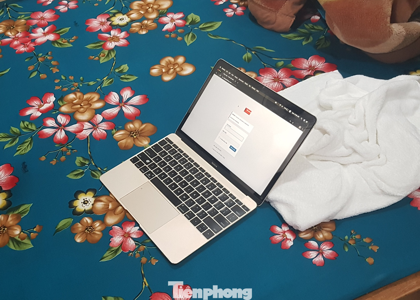 Triệt phá đường dây mua bán phần mềm nghe lén điện thoại di động ảnh 2