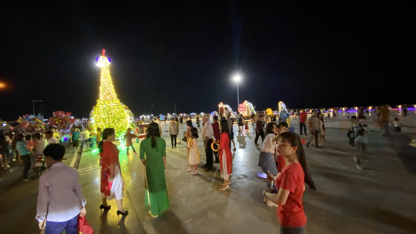 Tận mắt thấy gia đình chuột ở khu lấn biển lớn nhất Việt Nam ảnh 14