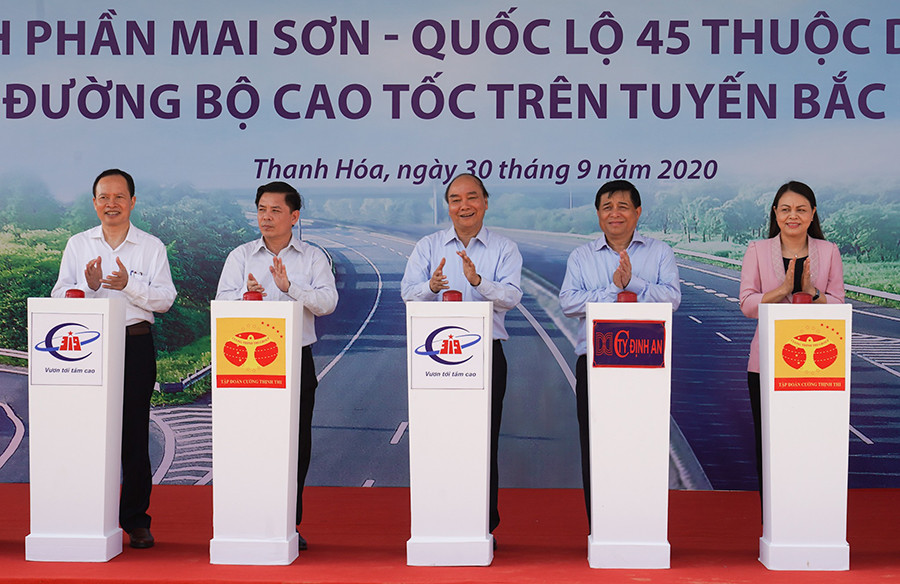 Khởi công xây dựng ba đoạn cao tốc Bắc-Nam, tổng vốn hơn 35 nghìn tỷ đồng ảnh 1