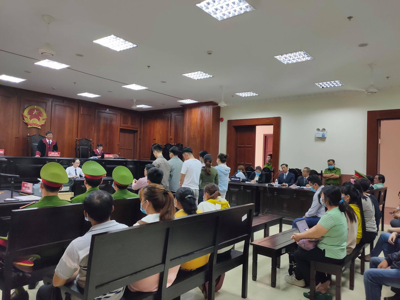 ‘Đại gia nghiện vàng giả’ Phúc XO được giảm án ảnh 1