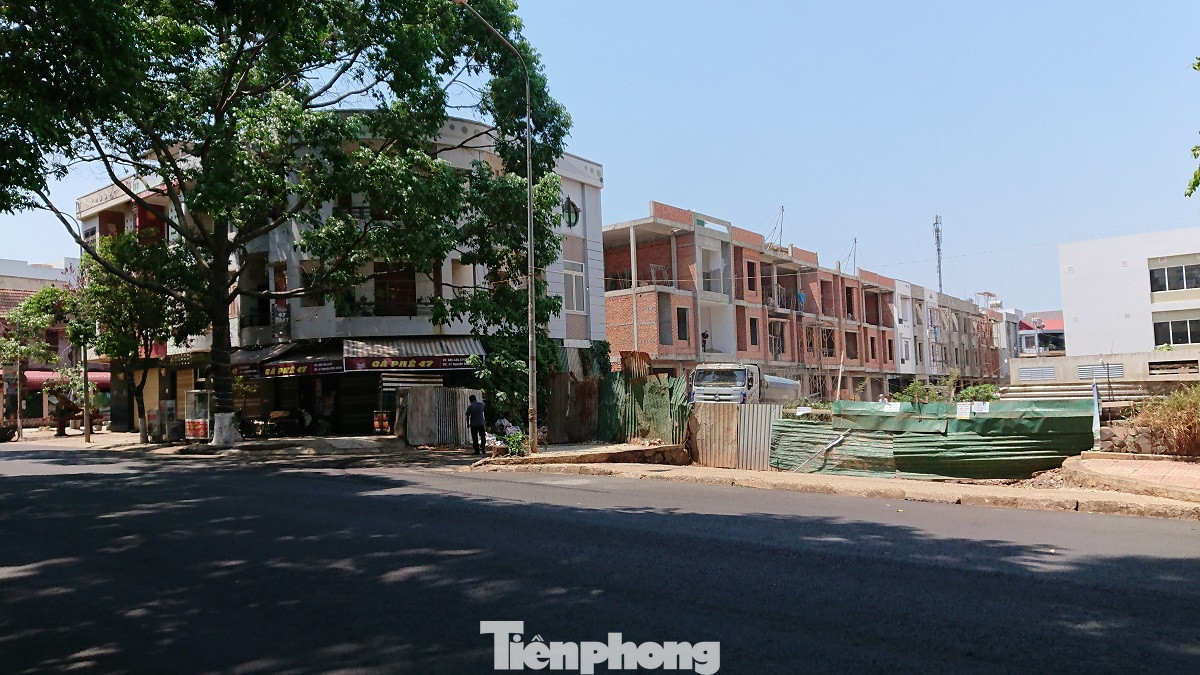 Bỏ hoang đất 'vàng' do năng lực yếu, hay cố tình không thu hồi? ảnh 9