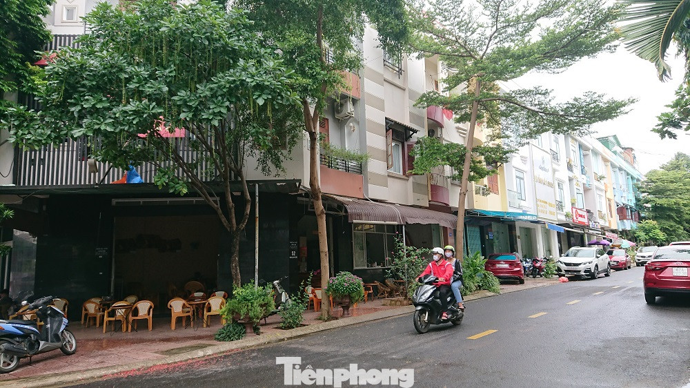 Ngang nhiên xẻ đất 'vàng' xây nhà bán trái phép ảnh 4