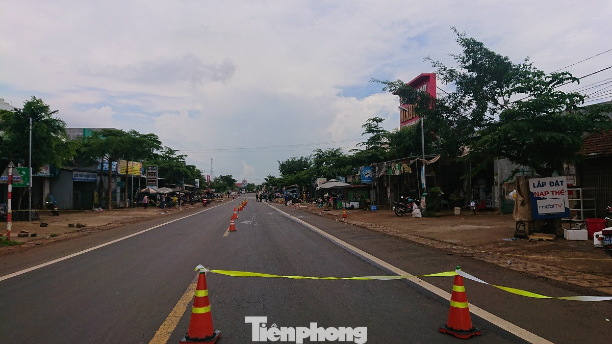 Khiếp đảm hiện trường vụ tai nạn 10 người thương vong ảnh 8