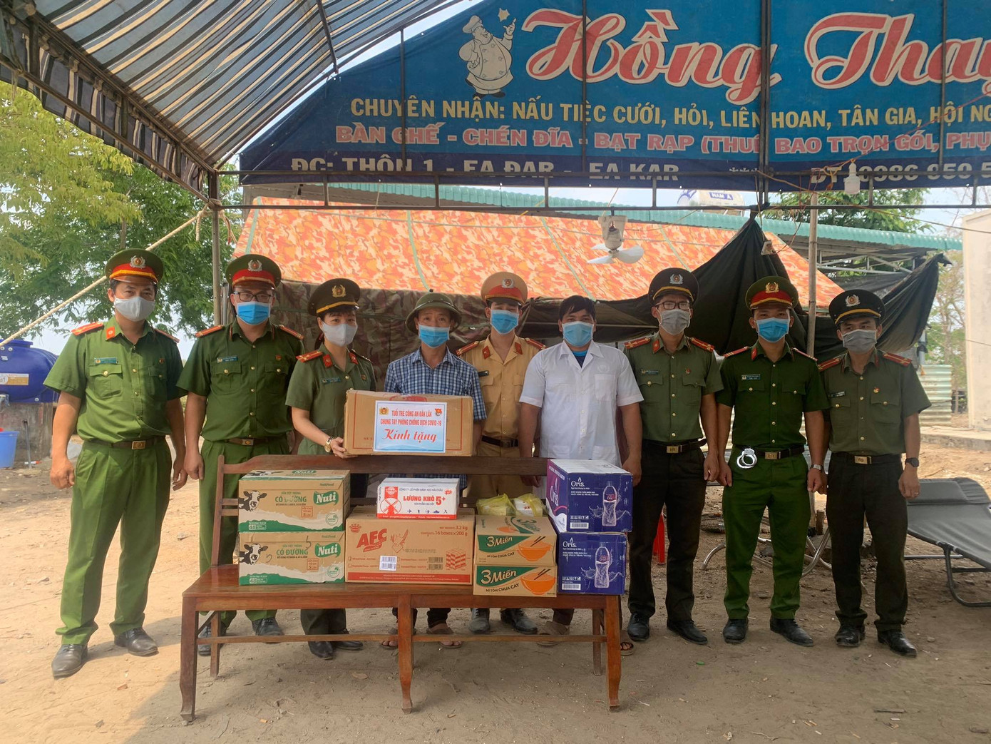 Công an Đắk Lắk trích lương ủng hộ người nghèo, phòng chống COVID-19 ảnh 1