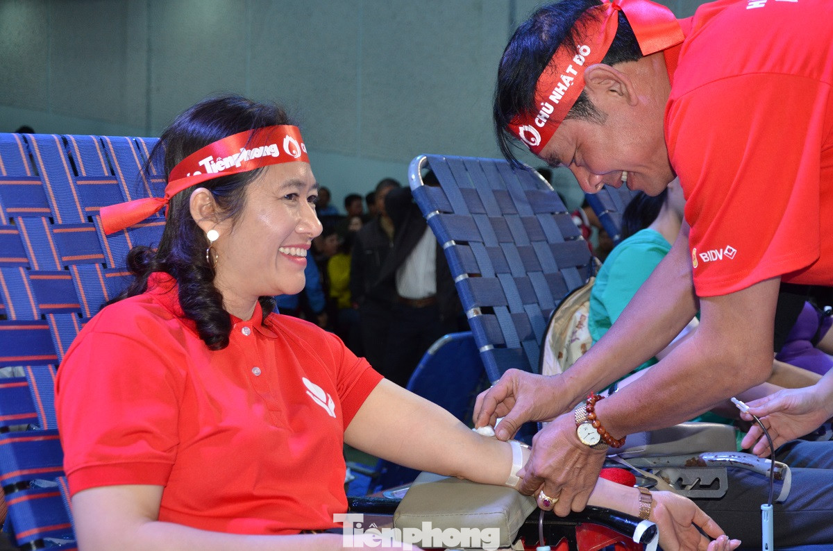 Rực rỡ sắc màu các dân tộc tại ngày hội Chủ nhật Đỏ huyện Krông Pắk ảnh 14