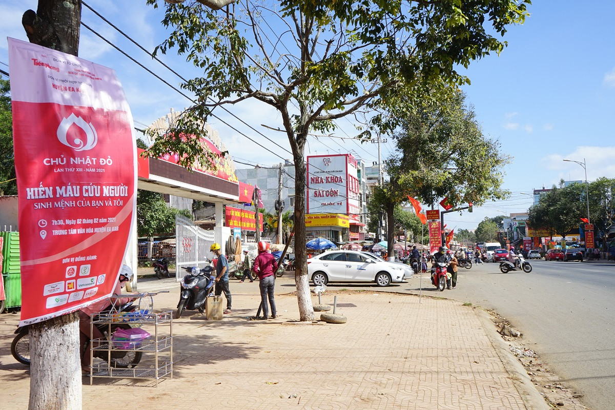 Chủ nhật Đỏ Tây Nguyên: Hàng nghìn người dân sẵn sàng hiến máu ảnh 1 Chủ nhật Đỏ Tây Nguyên: Hàng nghìn người dân sẵn sàng hiến máu ảnh 1