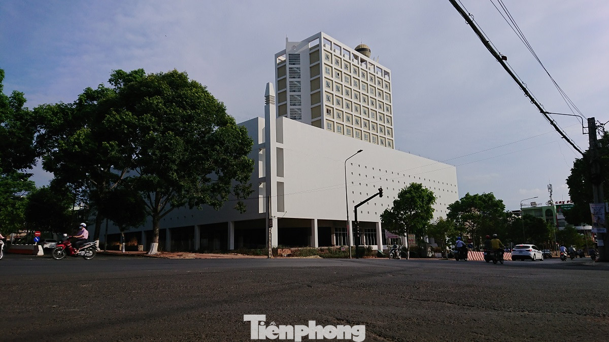 Bỏ hoang đất 'vàng' do năng lực yếu, hay cố tình không thu hồi? ảnh 8