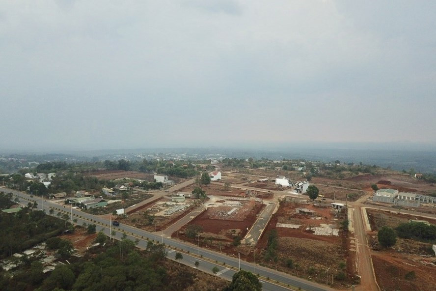 Ủy ban Kiểm tra Trung ương yêu cầu kiểm điểm vụ biệt thự 'mọc' trên đất nông nghiệp ảnh 1