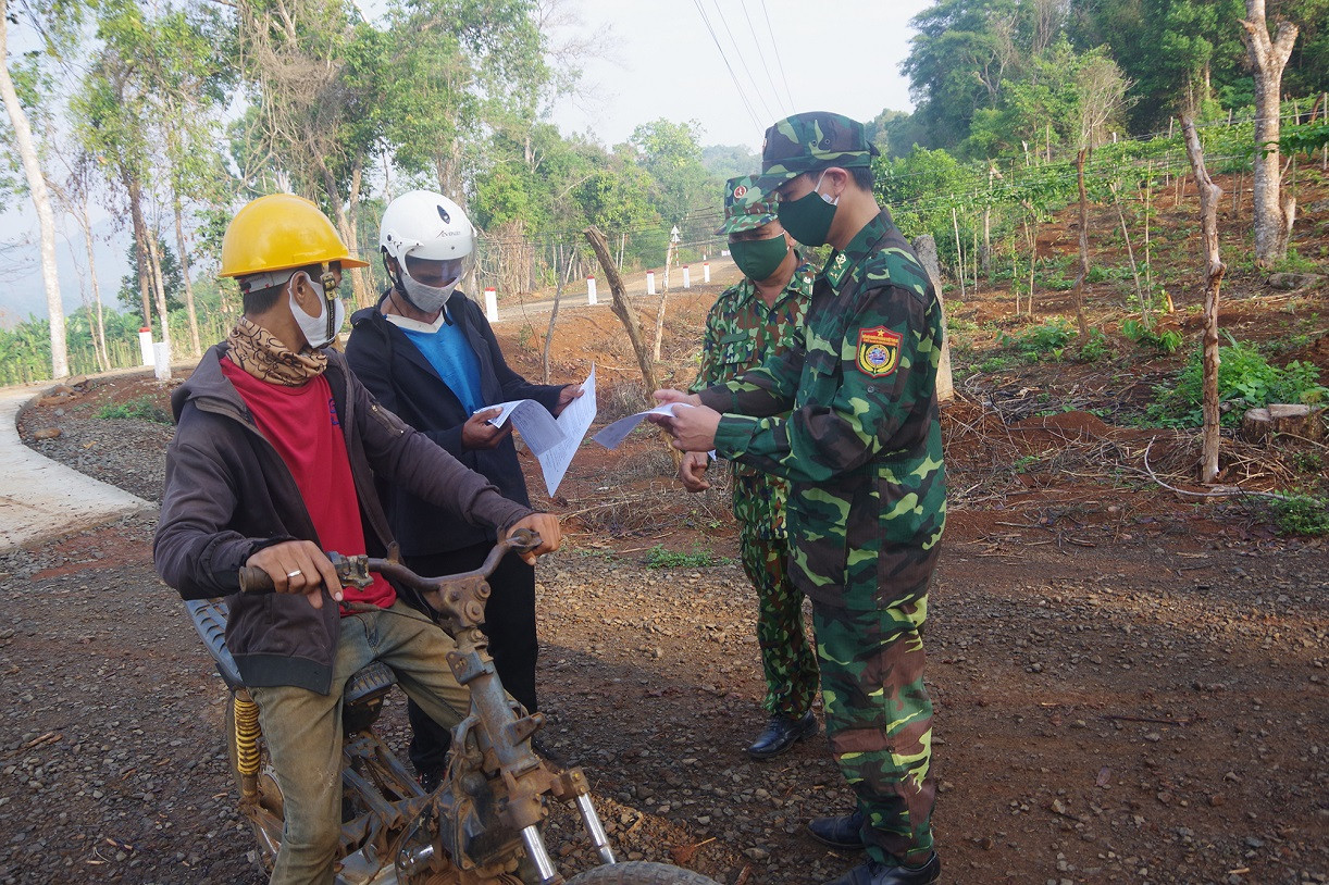 Tây Nguyên: Khởi tố nhiều trường hợp xuất cảnh trái phép ảnh 5