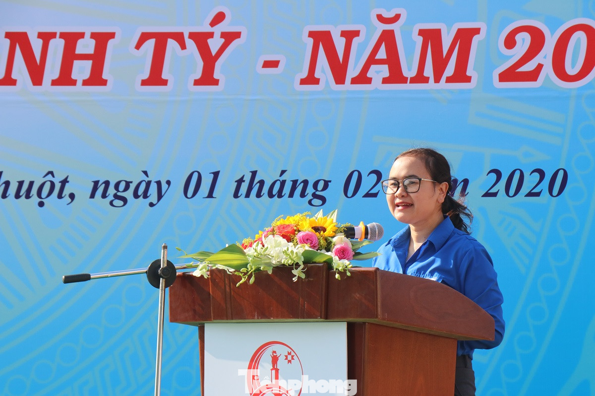 Tuổi trẻ là hạt nhân đi đầu làm cho thành phố xanh-sạch-đẹp hơn ảnh 1