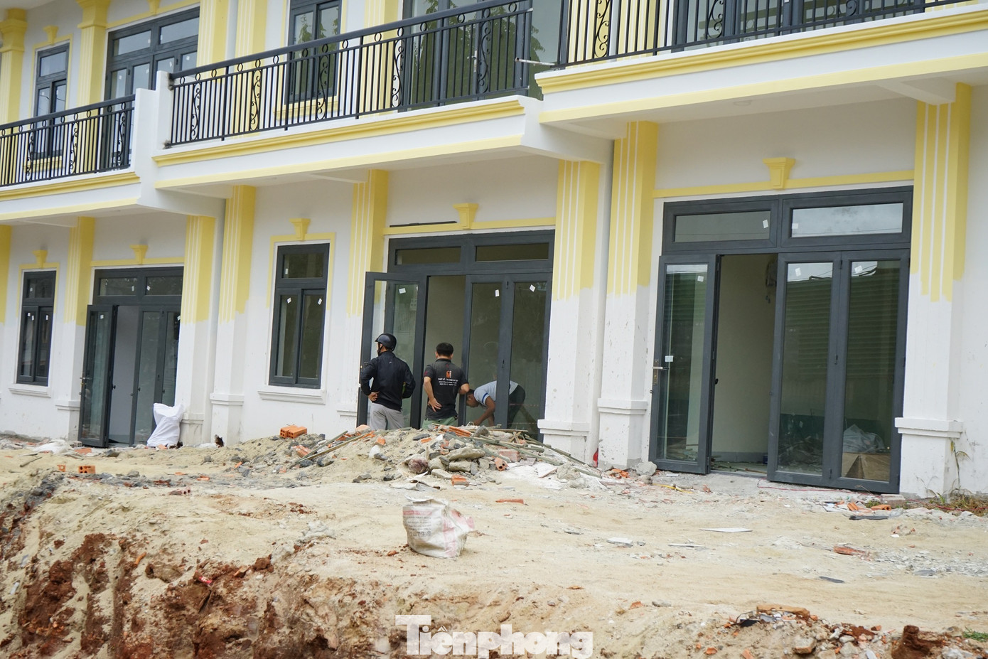 Vụ 26 căn nhà 'mọc' giữa phố: Ai 'che mắt' cơ quan chức năng, chính quyền? ảnh 1