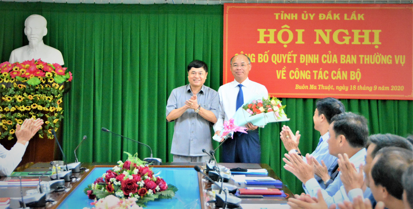 Thường vụ Tỉnh uỷ Đắk Lắk công bố quyết định nhân sự ảnh 2