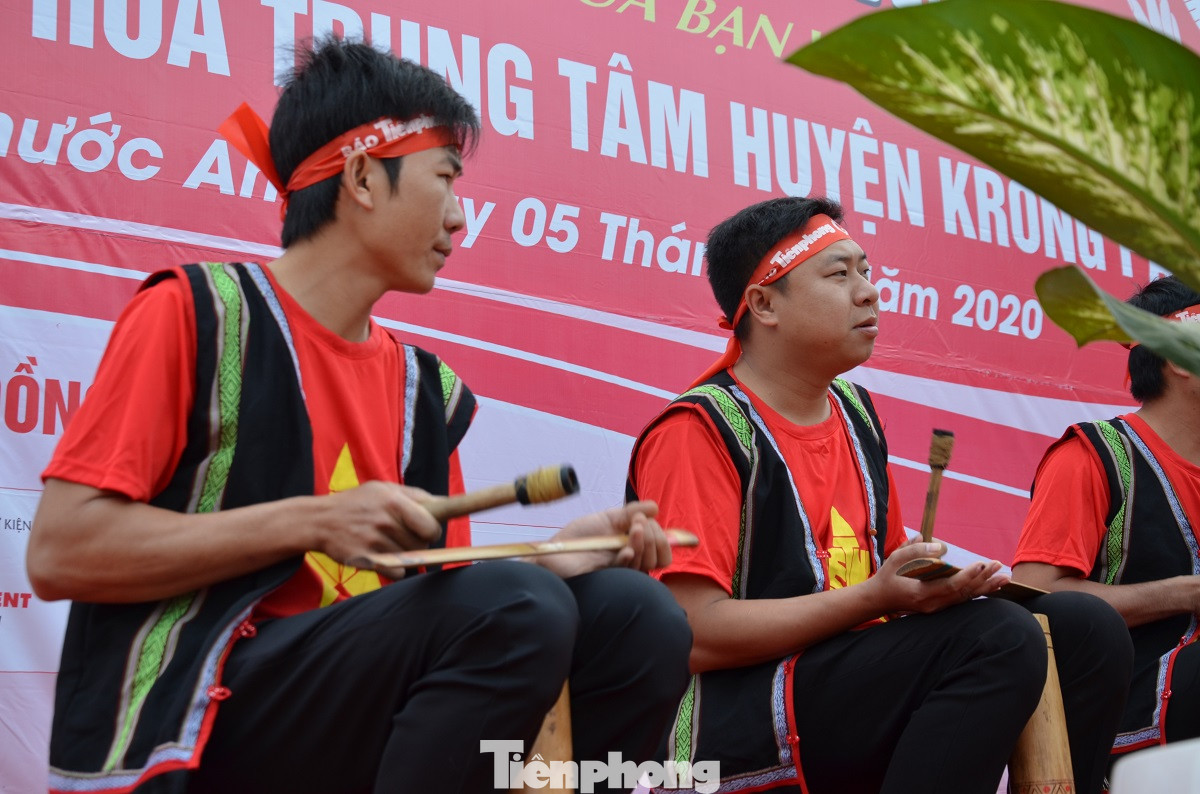 Rực rỡ sắc màu các dân tộc tại ngày hội Chủ nhật Đỏ huyện Krông Pắk ảnh 11