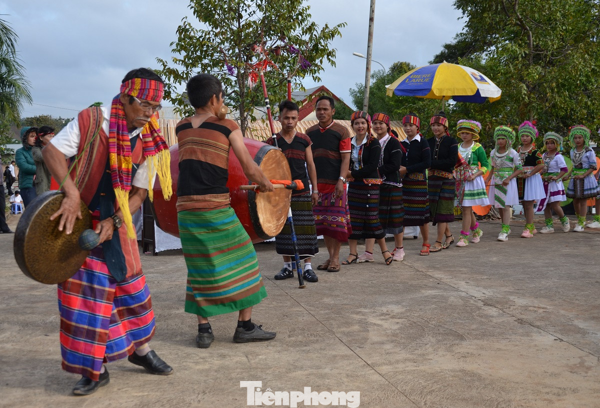 Rực rỡ sắc màu các dân tộc tại ngày hội Chủ nhật Đỏ huyện Krông Pắk ảnh 8