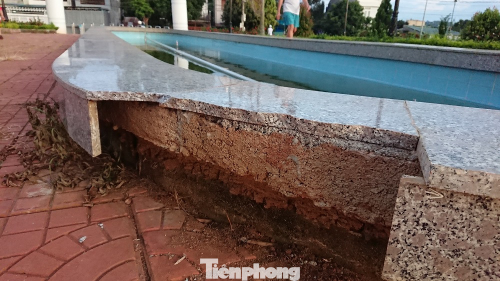 Công viên đội vốn 'tiền tỷ' vừa nghiệm thu đã hỏng ảnh 11