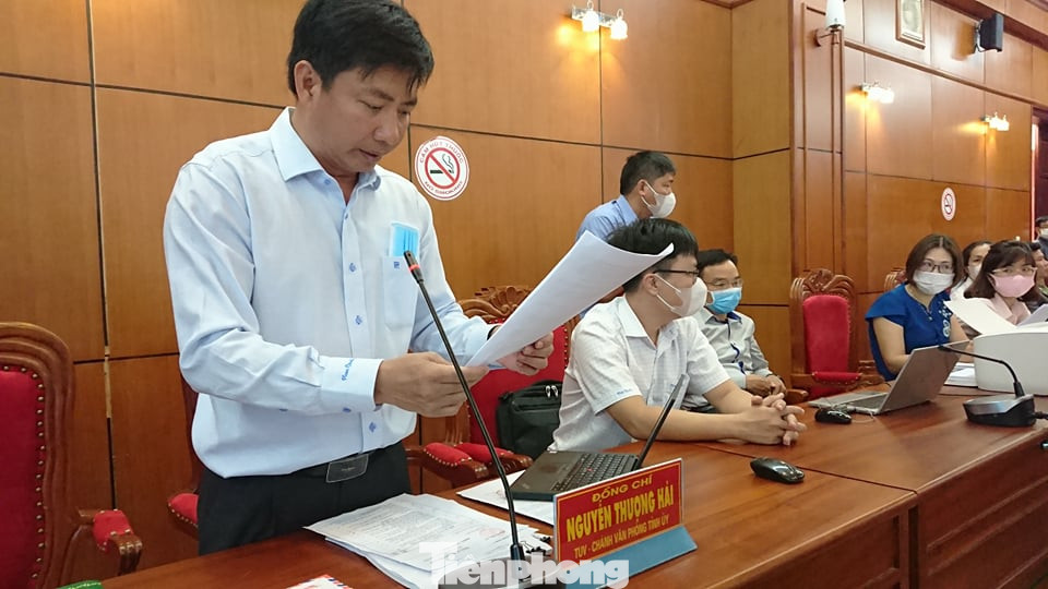 Các ứng viên vào 'phòng thi' tuyển chọn Bí thư huyện ủy ảnh 2