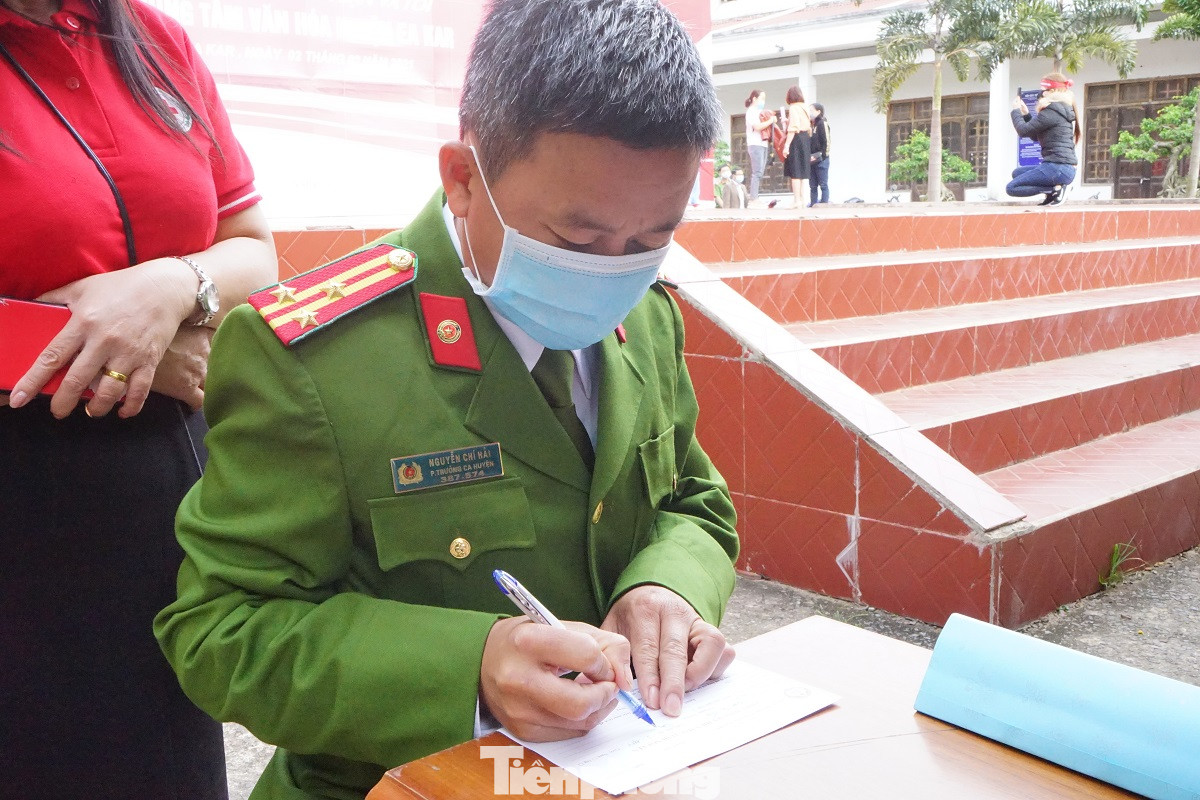 Chủ nhật Đỏ ở Tây Nguyên: Dậy từ 3h sáng đi hiến máu ảnh 5