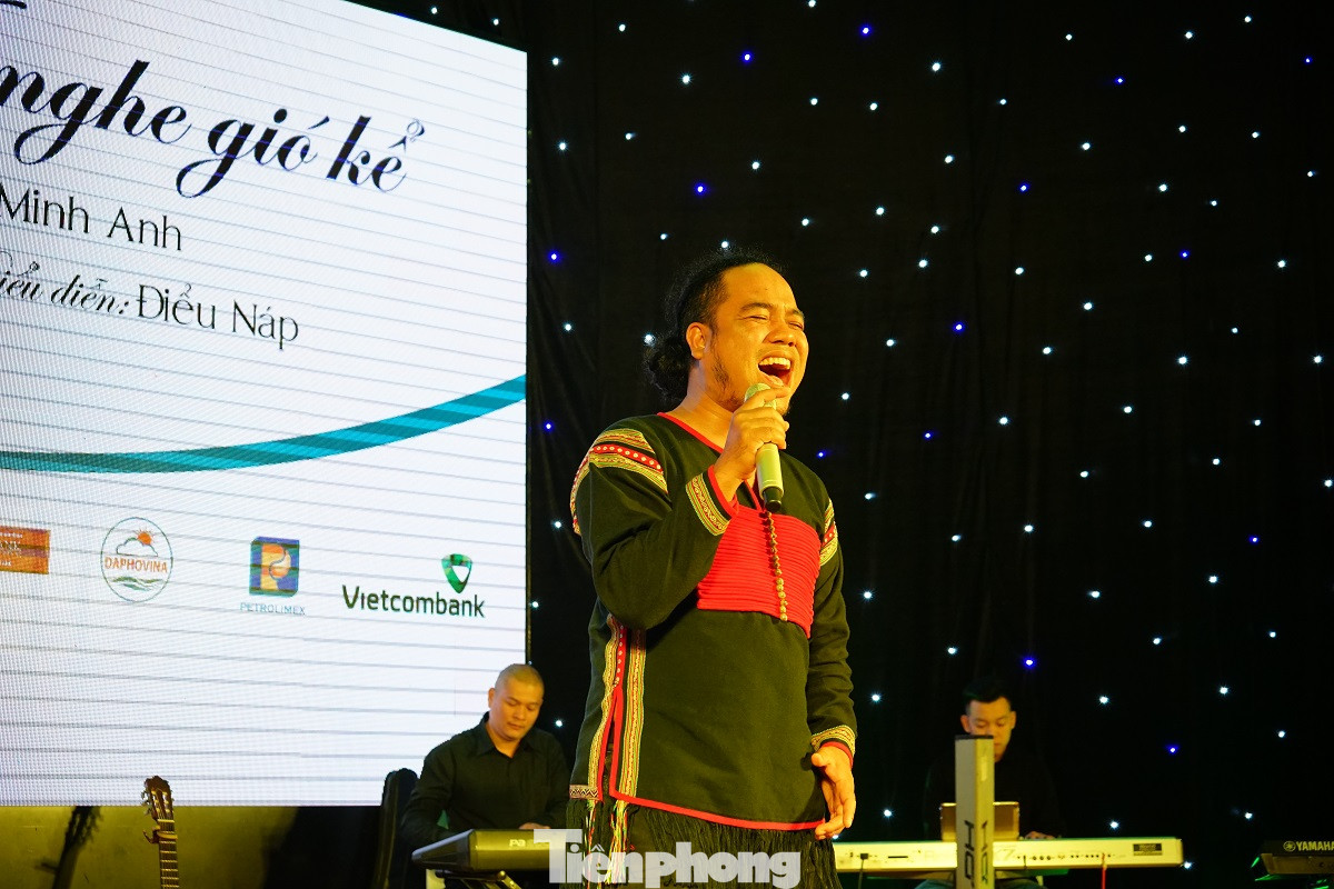 Kêu gọi gần 600 triệu ủng hộ người dân vùng lũ ở Đắk Lắk ảnh 7