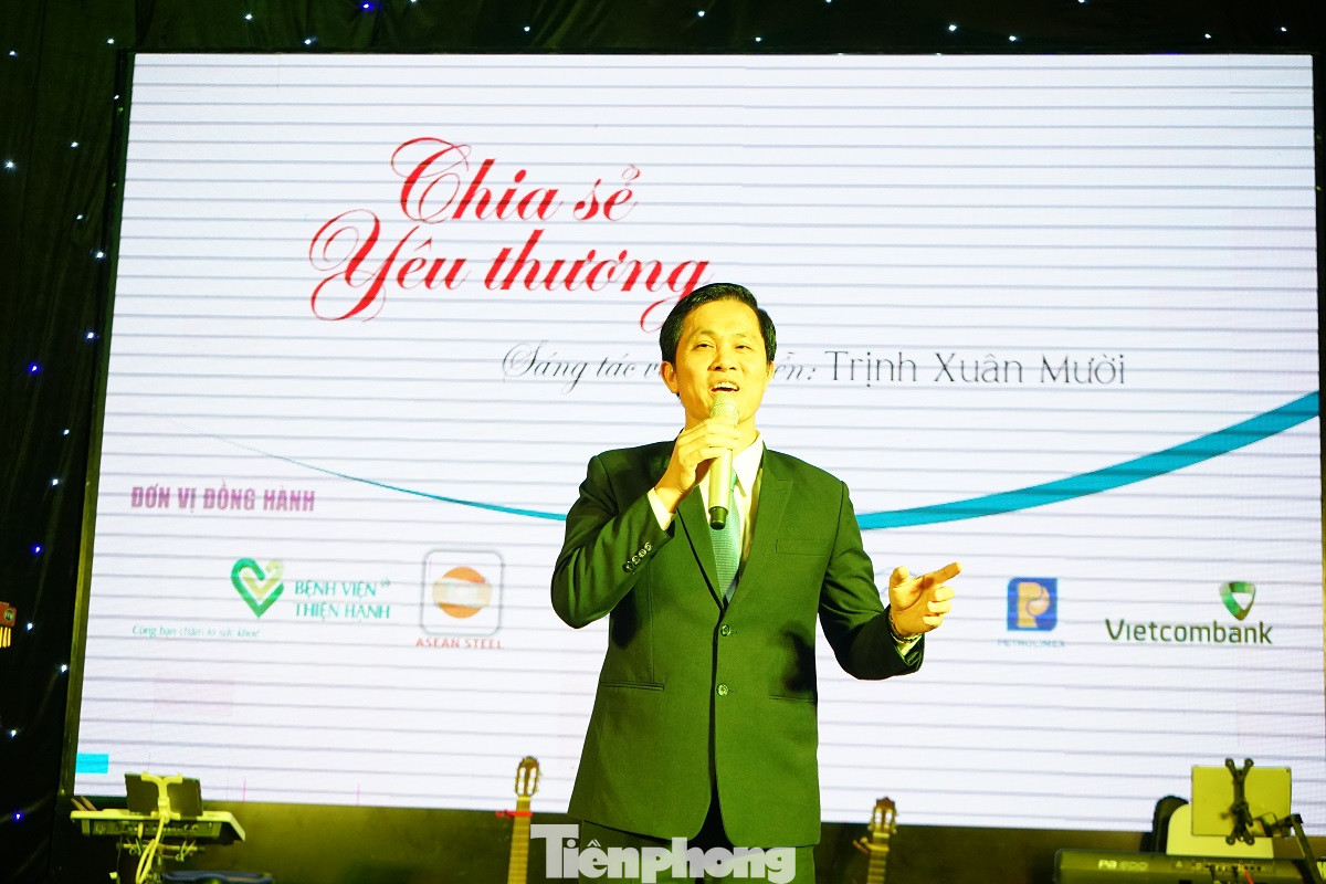 Kêu gọi gần 600 triệu ủng hộ người dân vùng lũ ở Đắk Lắk ảnh 8