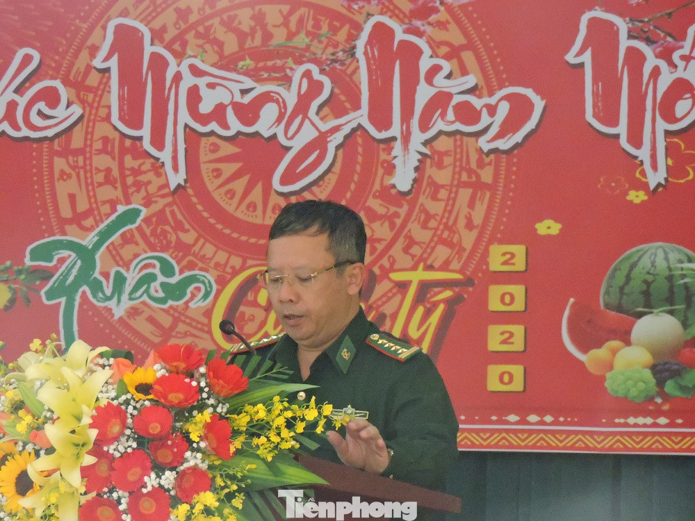 Chủ tịch Quốc hội chúc Tết Bộ đội Biên phòng tỉnh Đắk Lắk ảnh 1