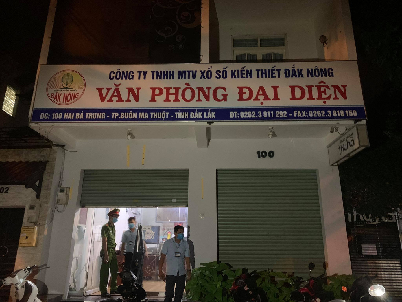 Nhóm thanh niên công ty xổ số ăn nhậu, hát hò inh ỏi giữa thời điểm giãn cách xã hội ảnh 1