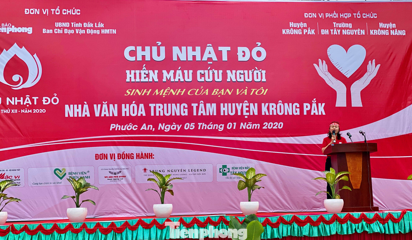 Rực rỡ sắc màu các dân tộc tại ngày hội Chủ nhật Đỏ huyện Krông Pắk ảnh 3