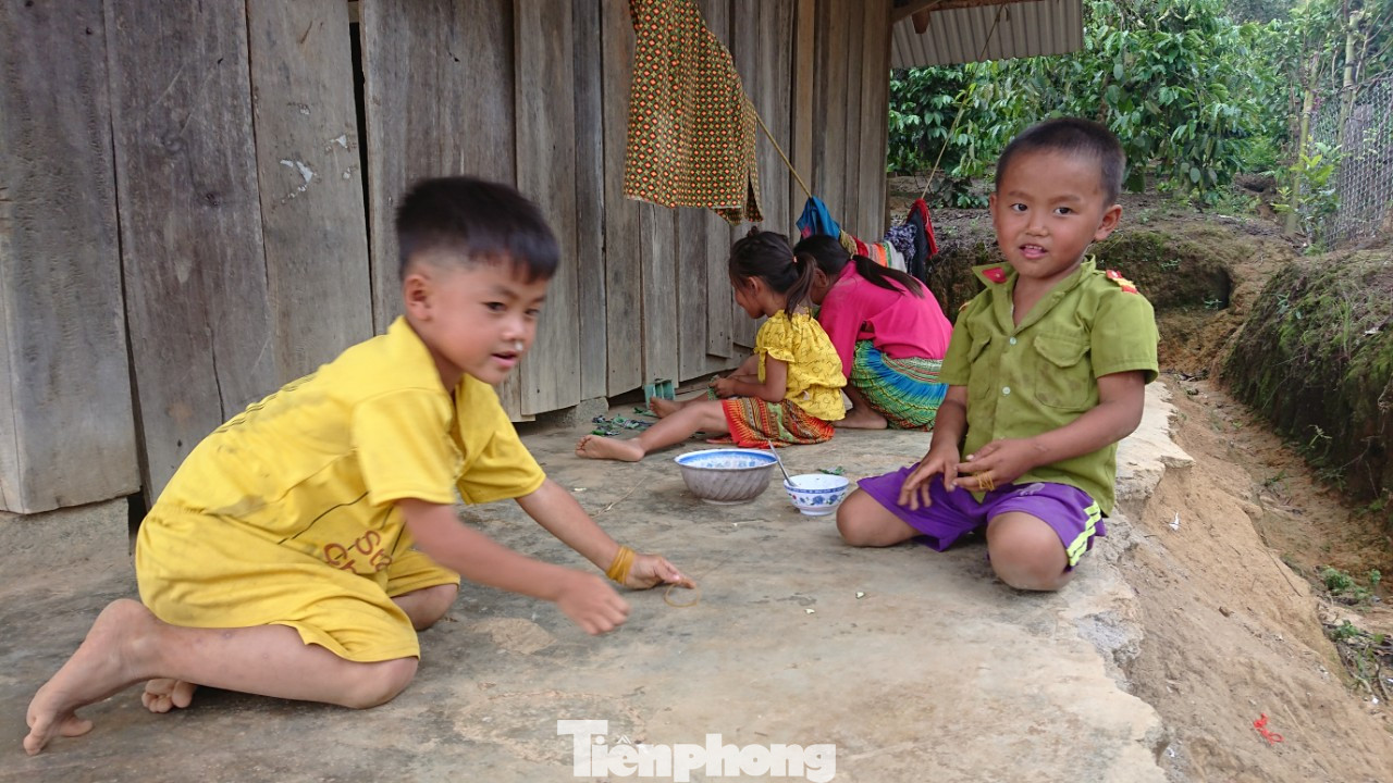 Đắk Nông: Cận cảnh những giấy cam kết không tiêm chủng 'rất lạ' ảnh 13