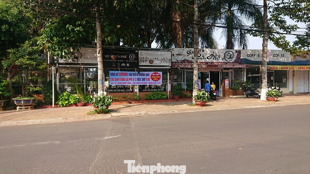 Hàng loạt quán xá ở Buôn Ma Thuột đóng cửa phòng chống dịch COVID-19 ảnh 13