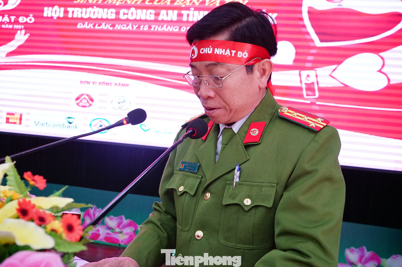 Chủ nhật Đỏ tại Công an tỉnh Đắk Lắk: Nhà tu hành, người dân vào hiến máu ảnh 9