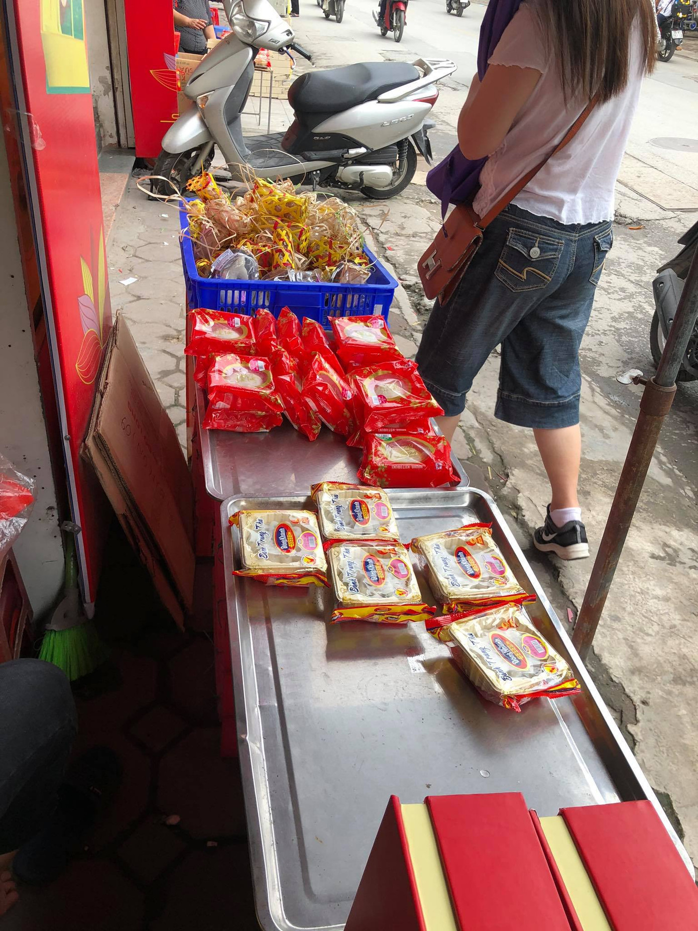 Sôi động thị trường bánh Trung thu 'hậu' Rằm tháng 8 ảnh 6