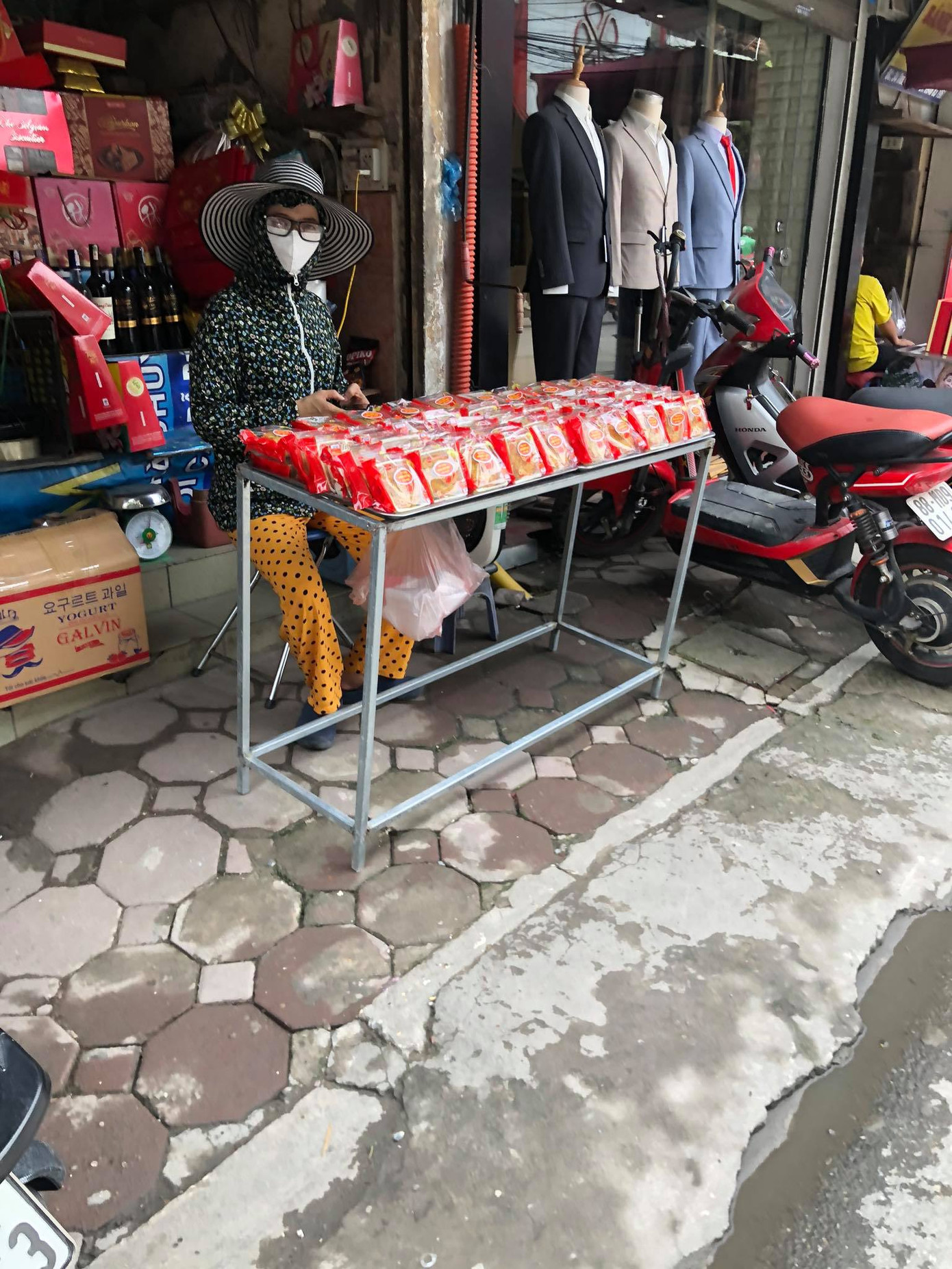 Sôi động thị trường bánh Trung thu 'hậu' Rằm tháng 8 ảnh 7