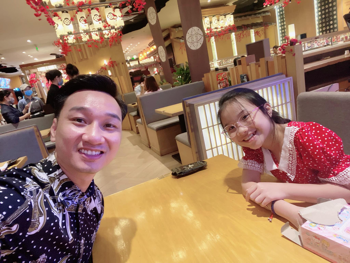 Thành Trung xúc động chia sẻ về con gái riêng và hai bé trai song sinh ảnh 3