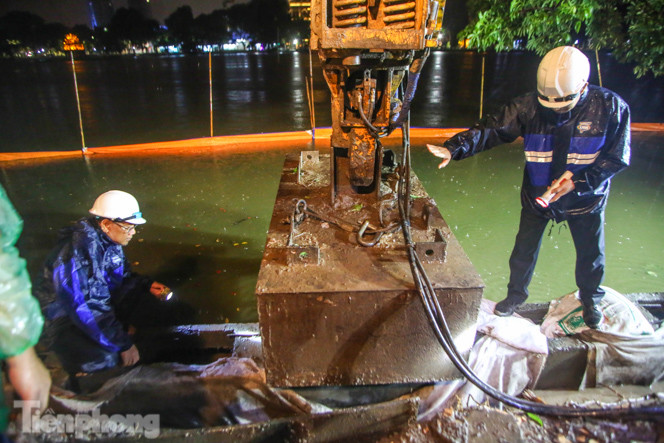 Hợp 3 mũi thi công, kè hồ Hoàn Kiếm chuẩn bị 'về đích' ảnh 9