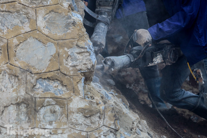 Hà Nội: Tiến hành thi công đục thông 5 vòm cầu Phùng Hưng ảnh 8