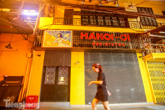Hà Nội: Quán bar, quán vỉa hè dừng hoạt động lần 2 vì COVID-19 ảnh 17