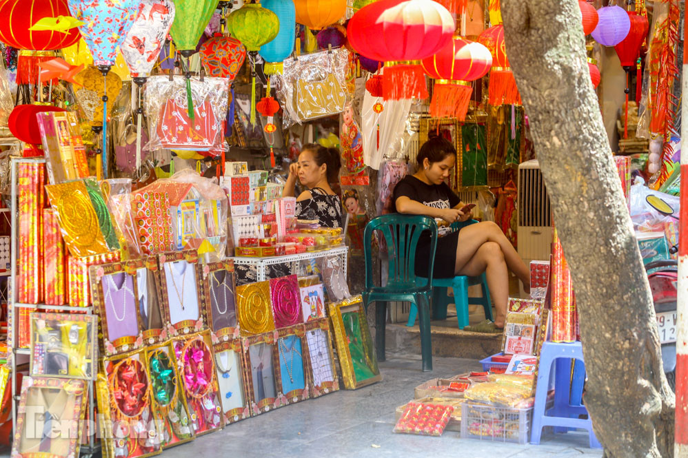 Sát lễ Vu Lan, thị trường dành cho 'cõi âm' cũng ế ẩm vì COVID-19 ảnh 5