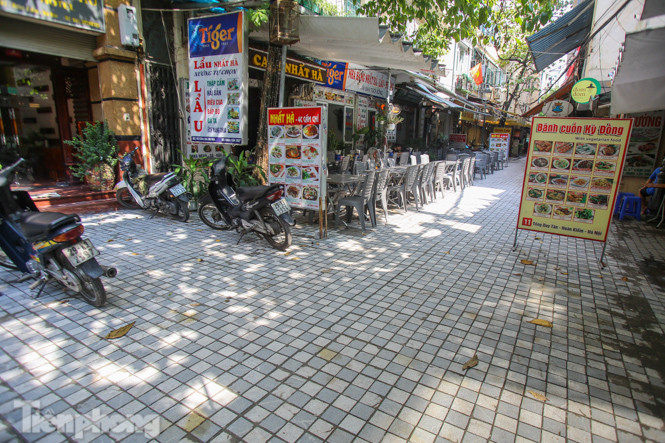 Cải tạo vỉa hè phố ẩm thực 'không ngủ' ở Hà Nội ảnh 5
