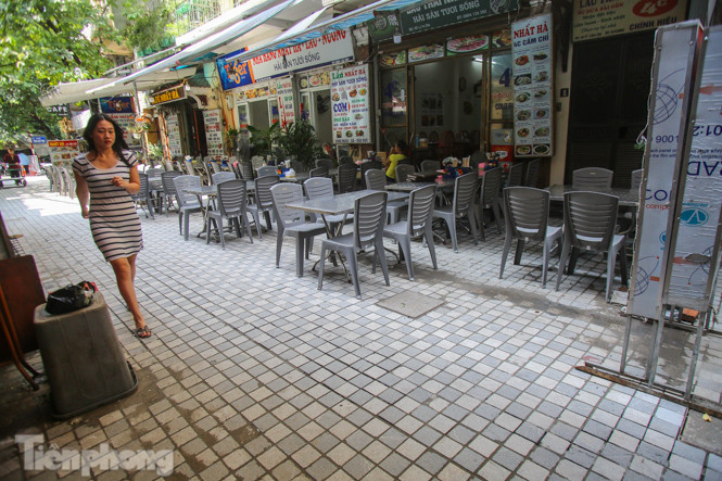 Cải tạo vỉa hè phố ẩm thực 'không ngủ' ở Hà Nội ảnh 12