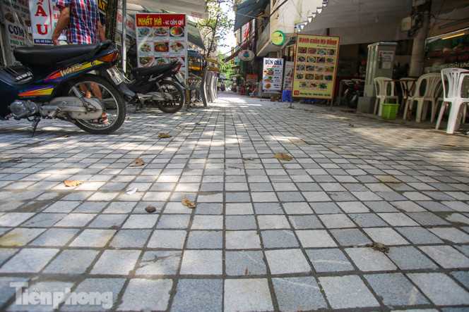 Cải tạo vỉa hè phố ẩm thực 'không ngủ' ở Hà Nội ảnh 6