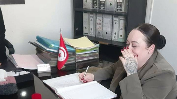 Cặp đôi quen nhau qua mạng, gặp nhau lần đầu ở… đám cưới của chính họ ảnh 3