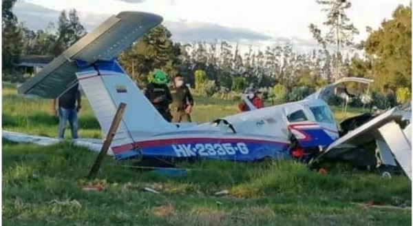 Một em bé là người duy nhất sống sót trong vụ máy bay rơi, do được mẹ ôm trong tay che chở ảnh 1