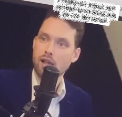 Quên tắt micro, nữ sinh buột miệng nói câu khiến thầy giáo “sượng trân”, cả lớp nín cười ảnh 3