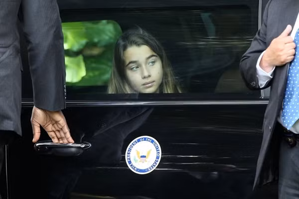 Dàn “hoa hậu” nhà Biden: 4 cô cháu gái vừa đẹp vừa giỏi của ông Joe Biden ảnh 6