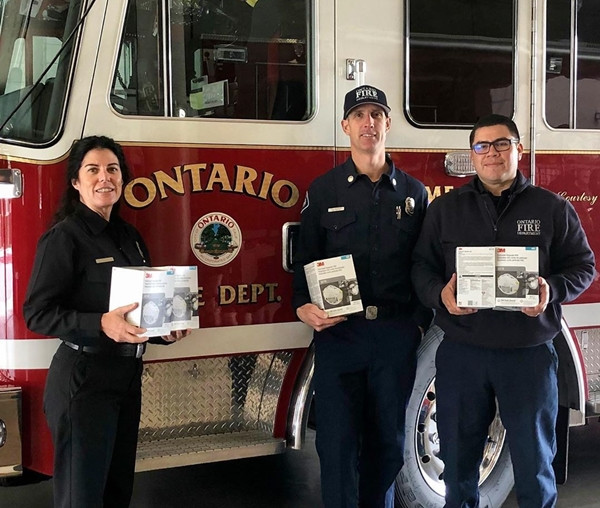 Grey’s Anatomy và các đoàn phim y khoa đồng loạt quyên góp chống dịch Covid-19 ảnh 1