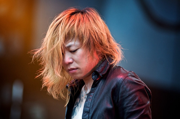 Chuyện thật như đùa: Giả vờ là ca sĩ nổi tiếng, lừa được 12 tỷ của gia đình trong 3 năm ảnh 2