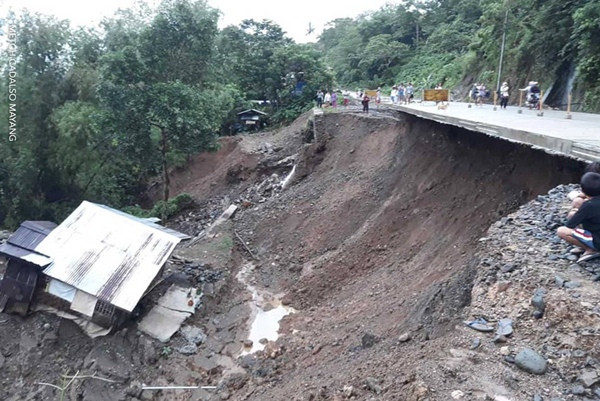 Áp thấp đã mạnh lên thành bão Goni, nguy cơ thành bão dữ, tiếp tục hướng tới Việt Nam ảnh 3