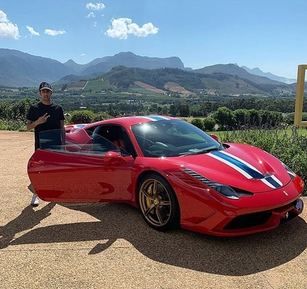 Lời khuyên của "rich kid" ăn bít-tết phủ vàng mà vẫn kêu "mình chẳng bao giờ khoe của" ảnh 2